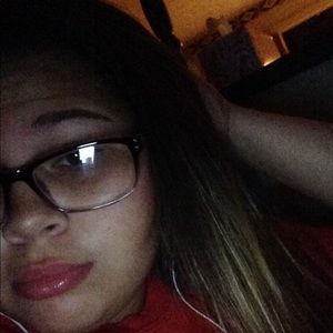 Meet your Posher, Ariel